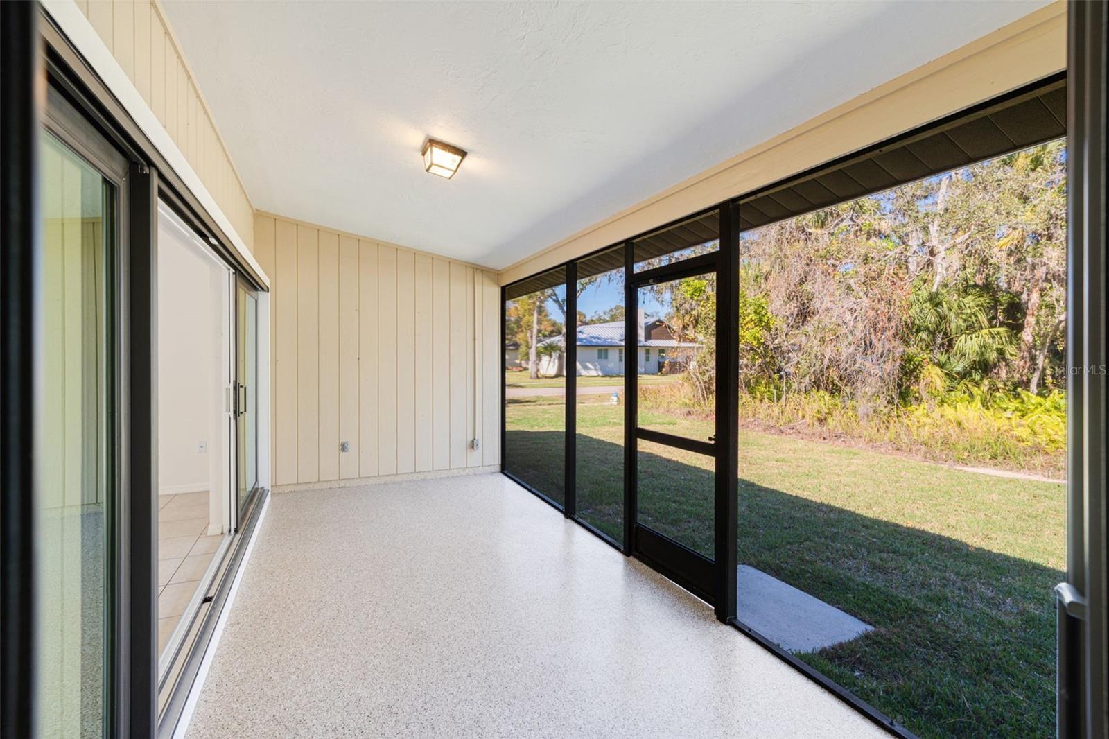 Image 30 of 41 For 2105 Cork Oak Street