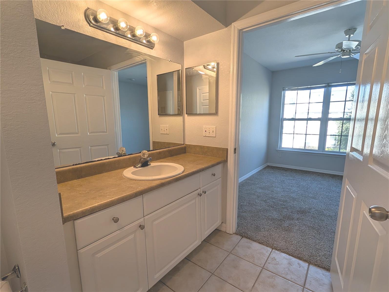 Image 16 of 37 For 5611 Bidwell Parkway 205