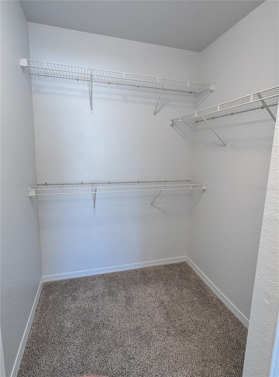 Image 19 of 37 For 5611 Bidwell Parkway 205