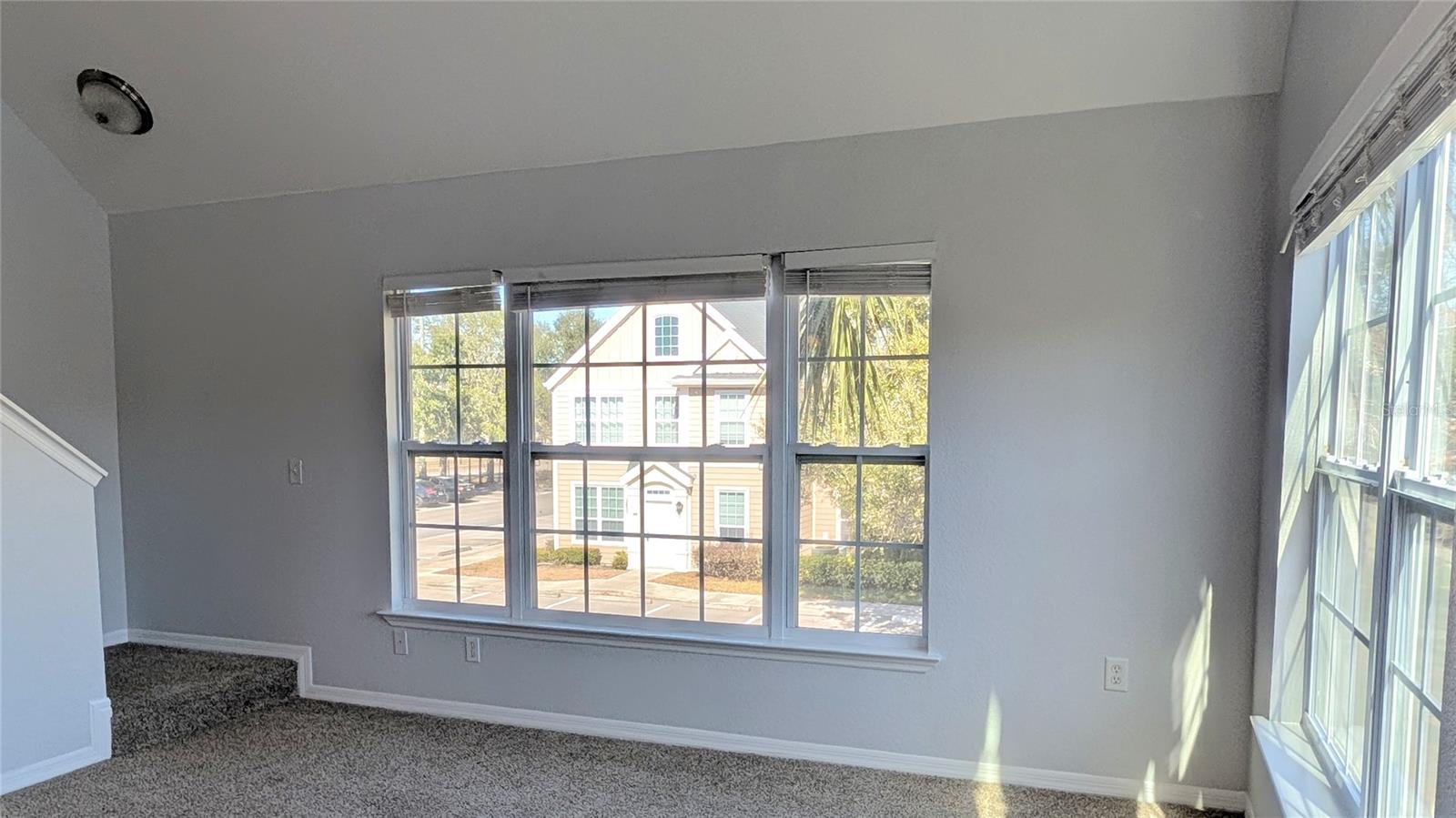 Image 5 of 37 For 5611 Bidwell Parkway 205