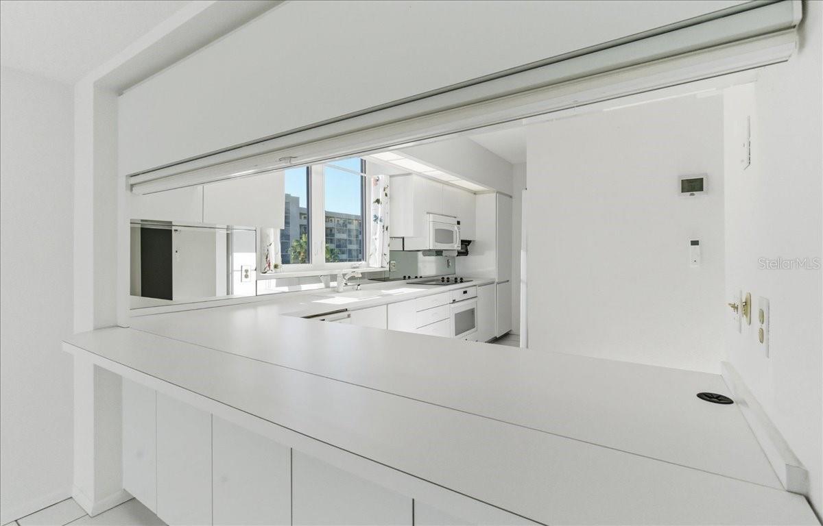 Image 16 of 49 For 1065 Gulf Of Mexico Drive 305