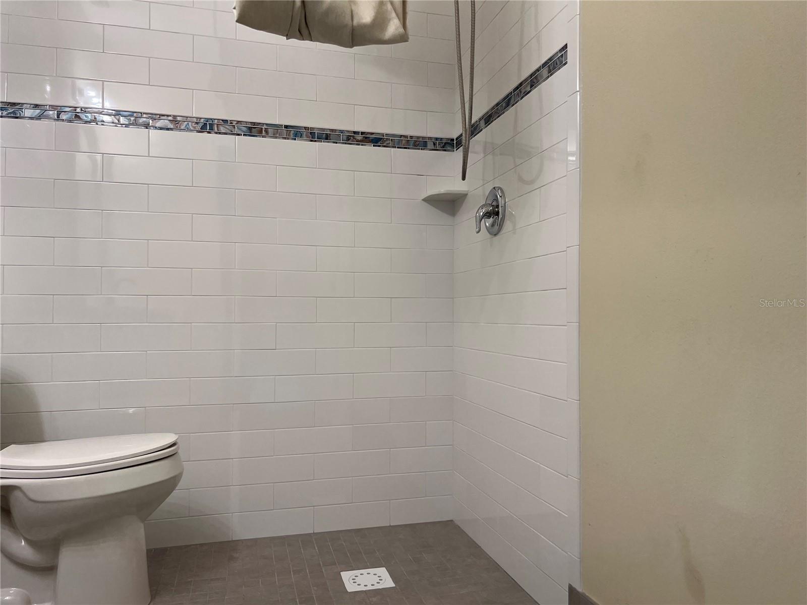 Image 18 of 20 For 8235 Blaikie Court 108