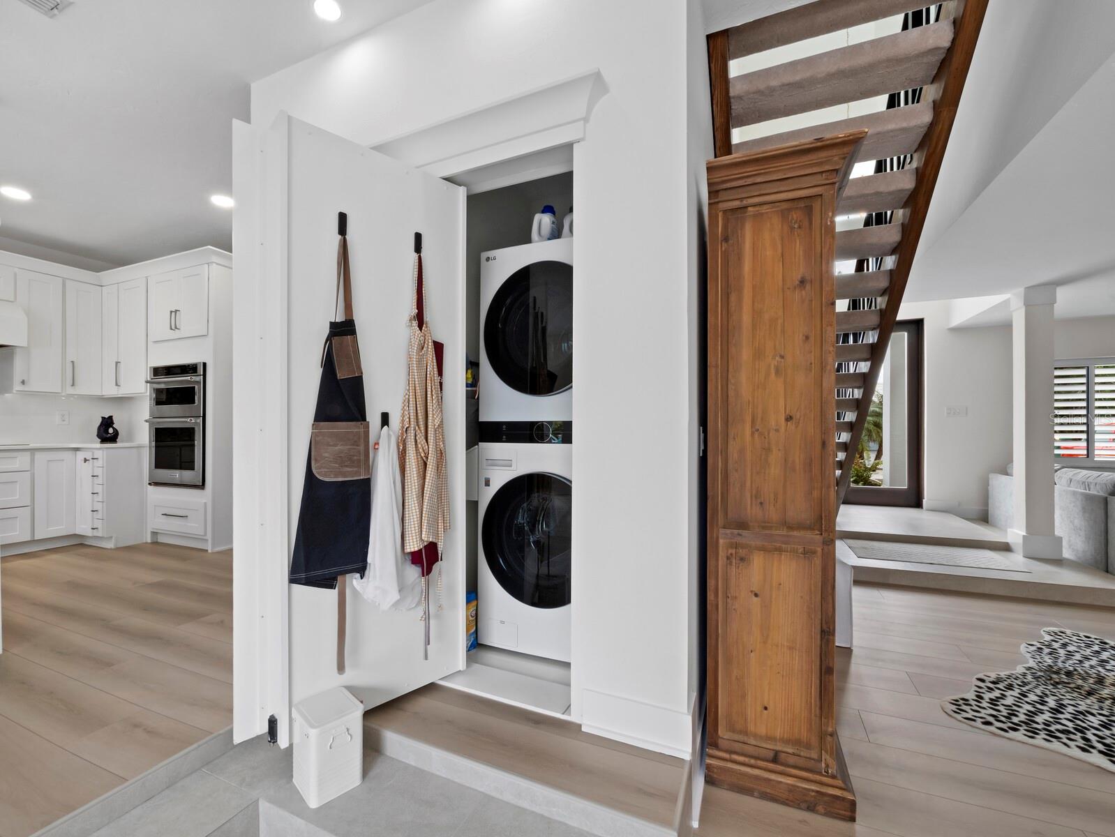 Image 20 of 57 For 635 Marbury Lane