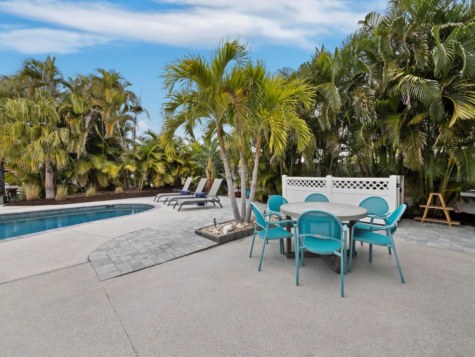 Image 26 of 57 For 635 Marbury Lane