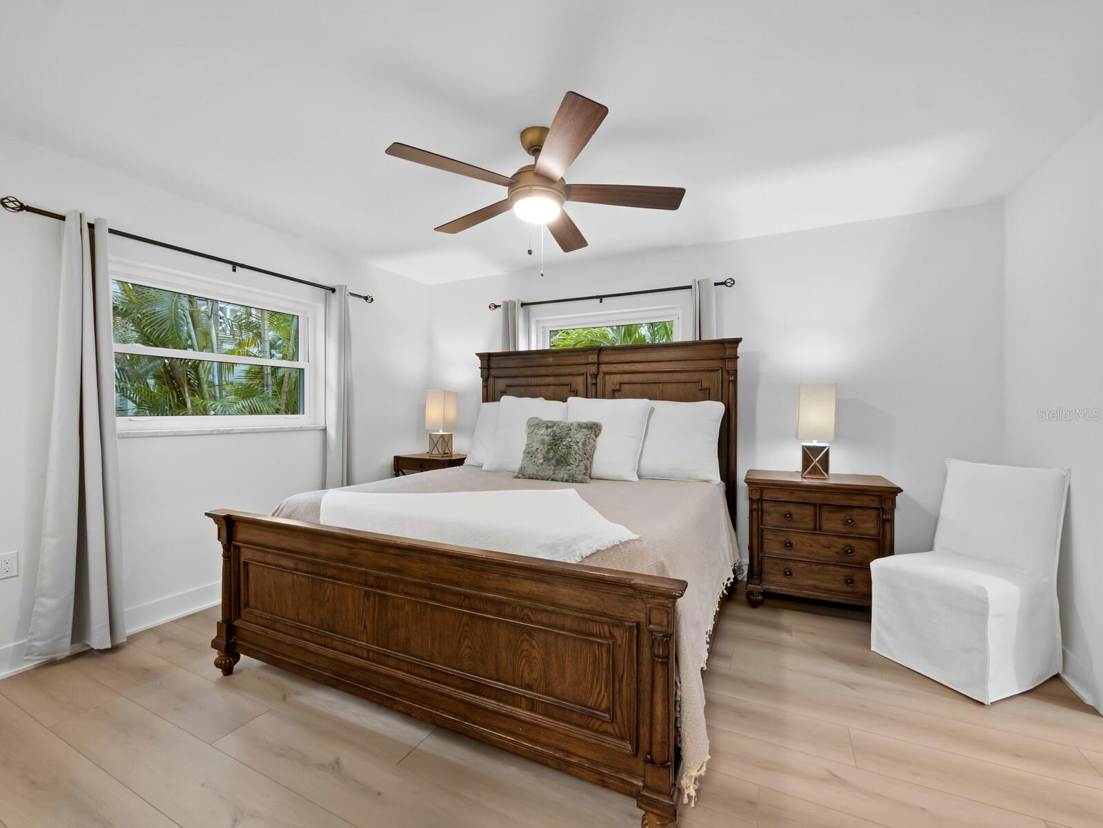 Image 33 of 57 For 635 Marbury Lane