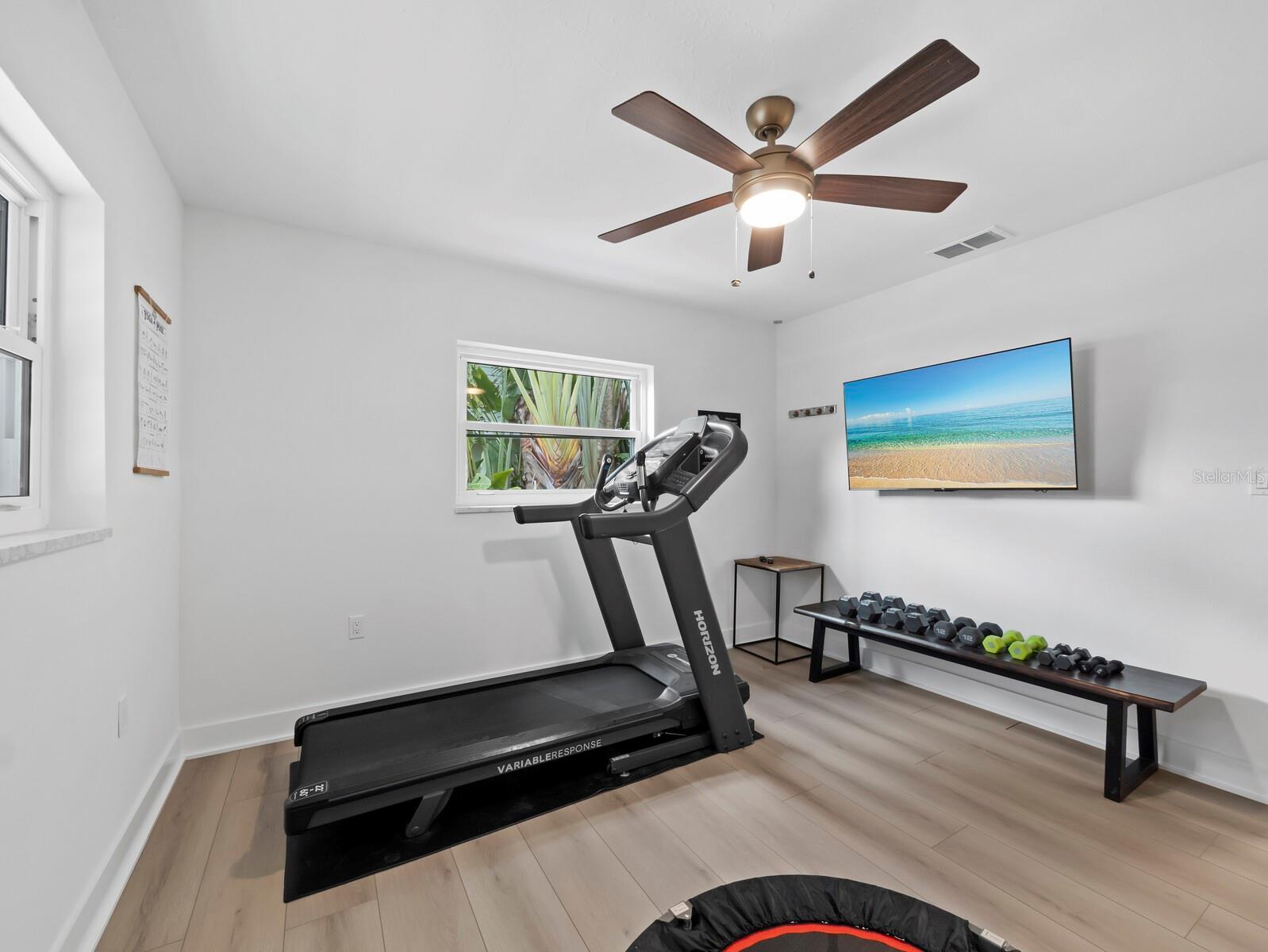 Image 35 of 57 For 635 Marbury Lane