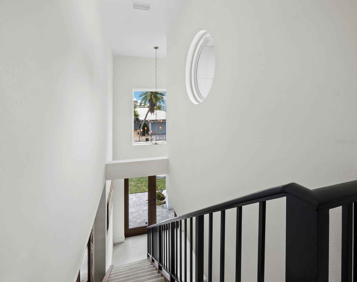 Image 36 of 57 For 635 Marbury Lane