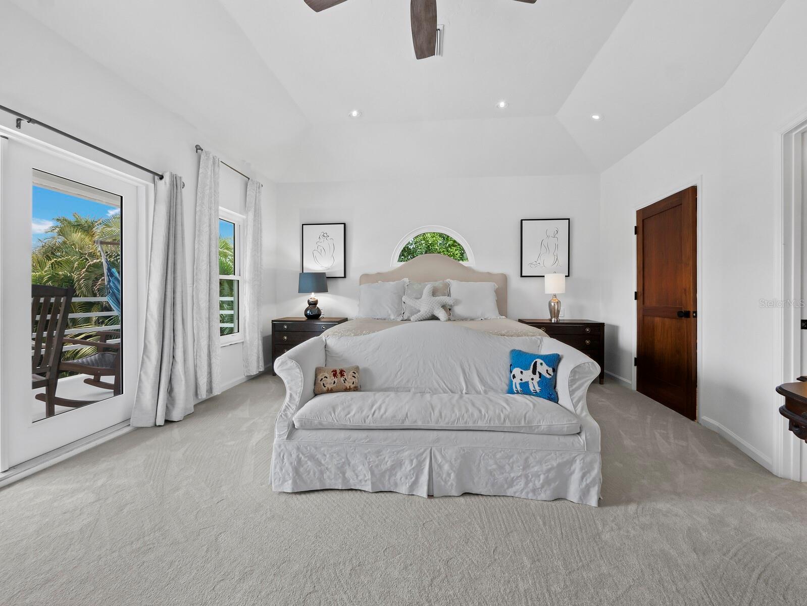 Image 37 of 57 For 635 Marbury Lane