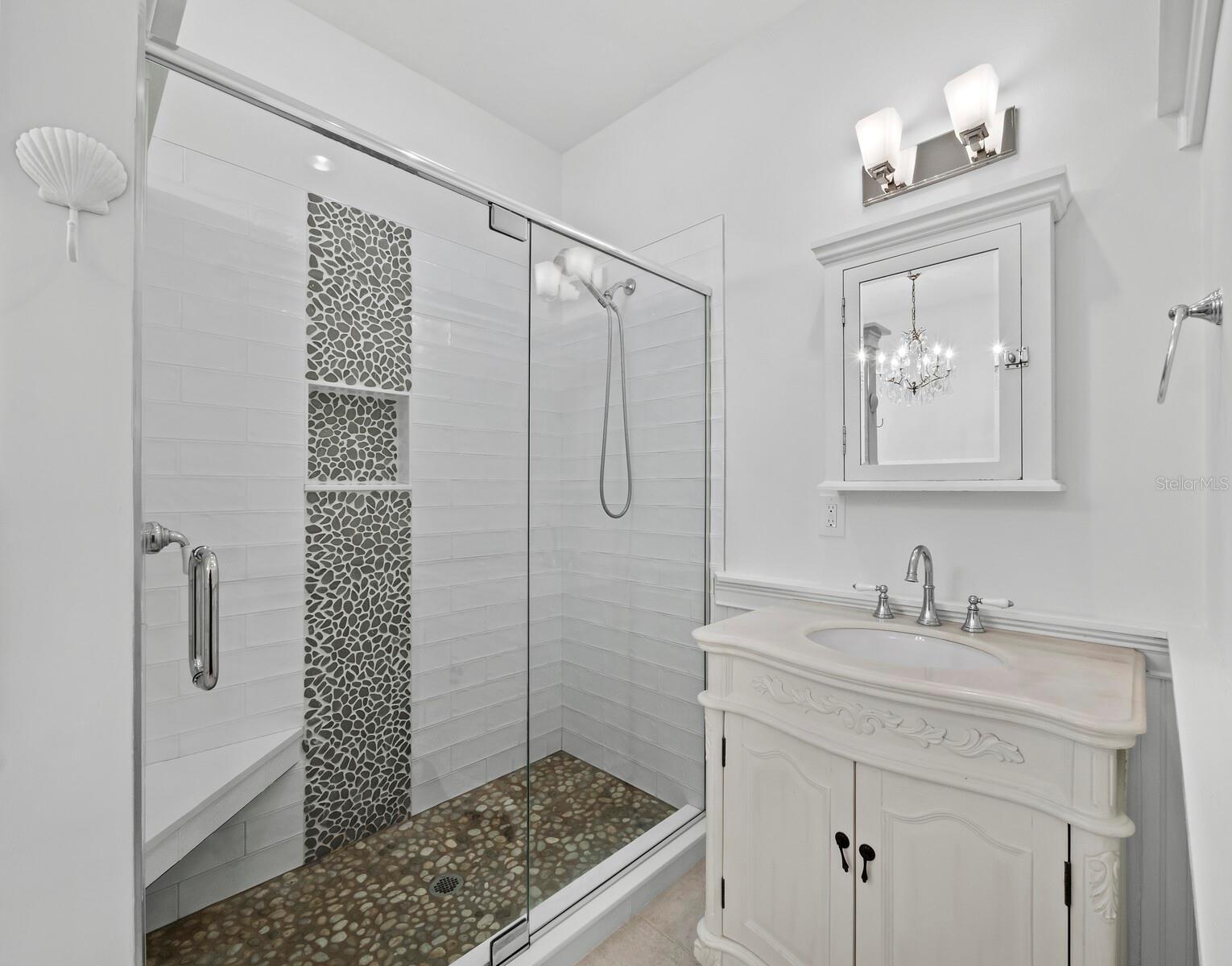 Image 43 of 57 For 635 Marbury Lane