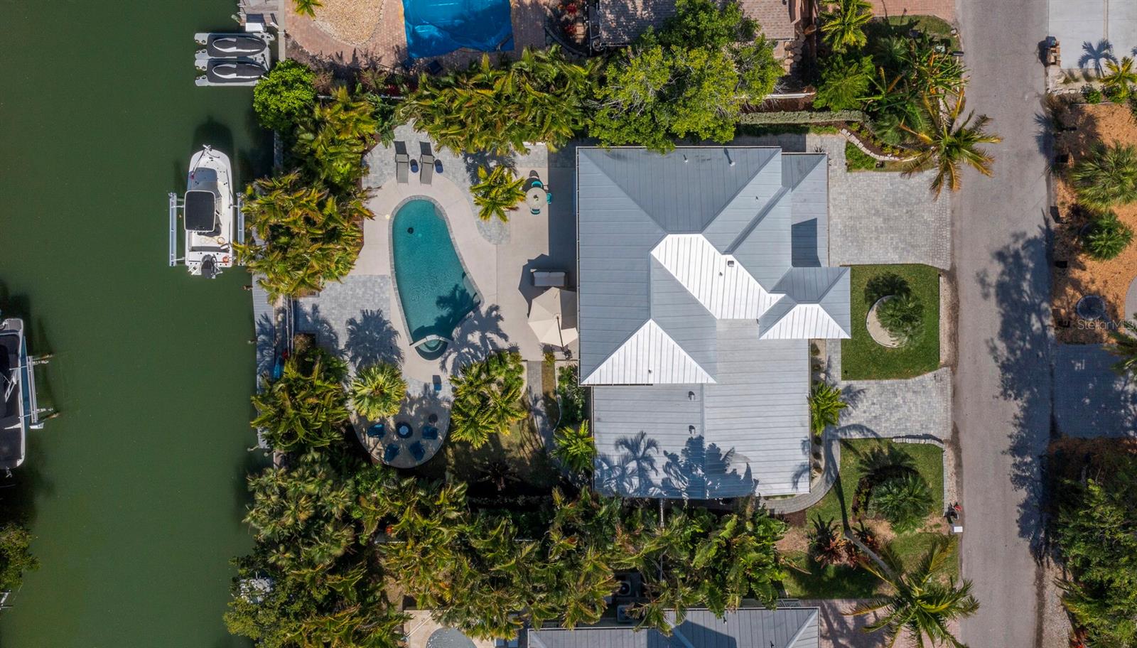 Image 51 of 57 For 635 Marbury Lane