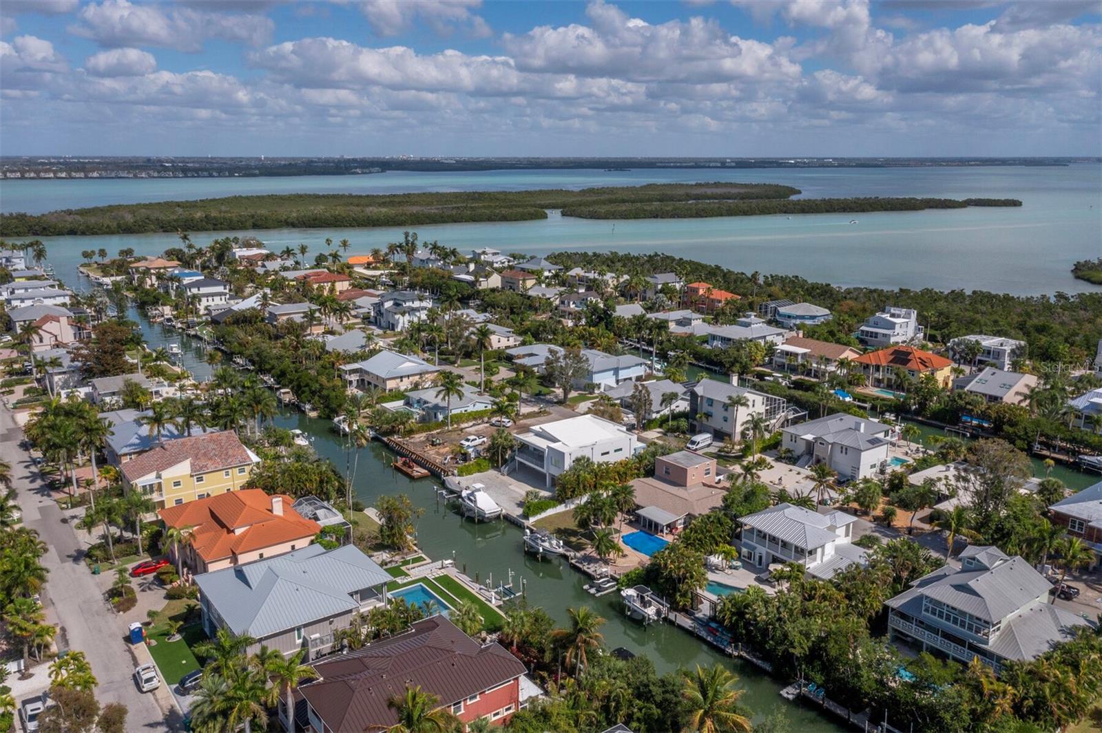 Image 53 of 57 For 635 Marbury Lane