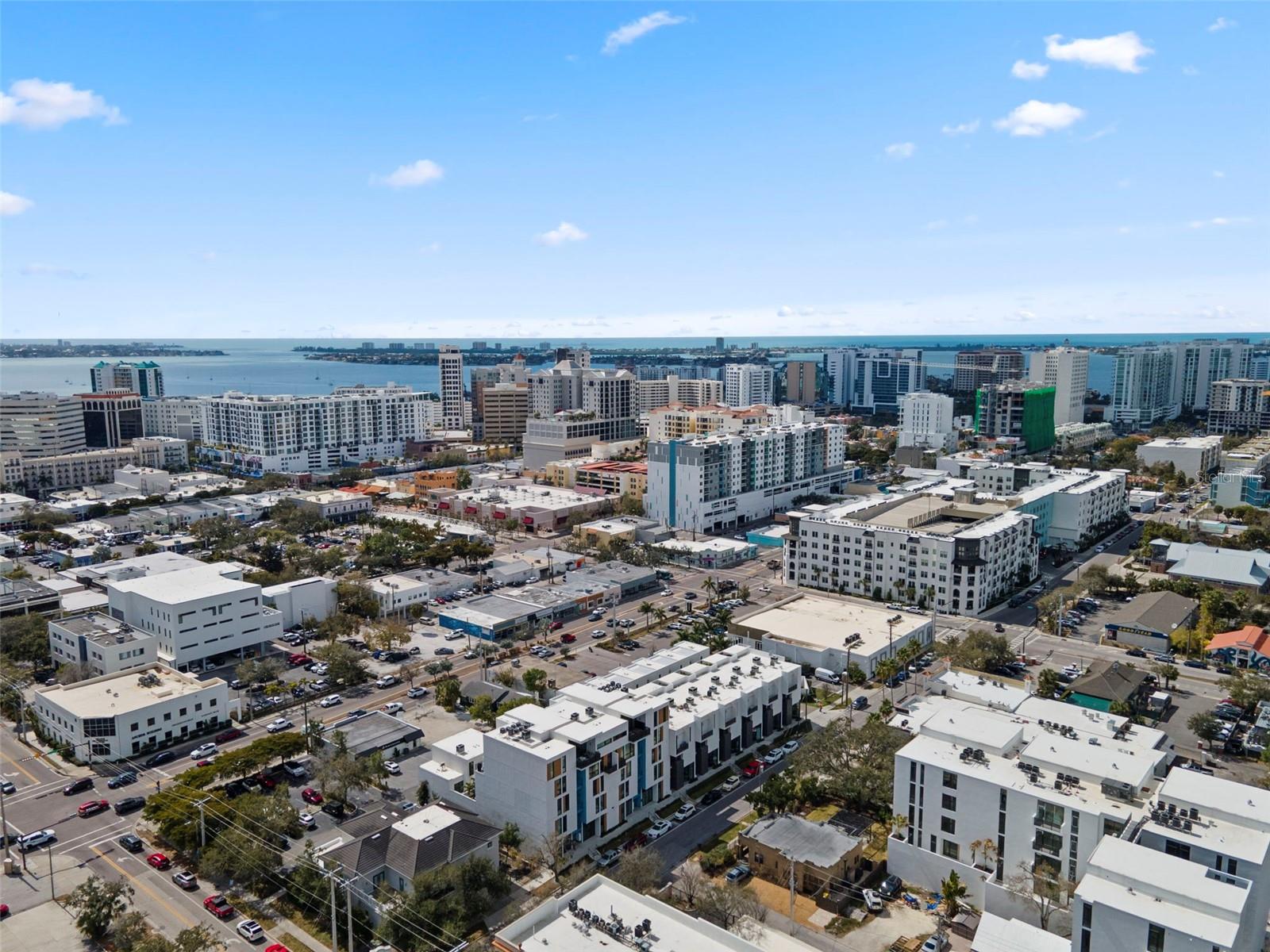 Image 28 of 36 For 1558 4th St  212