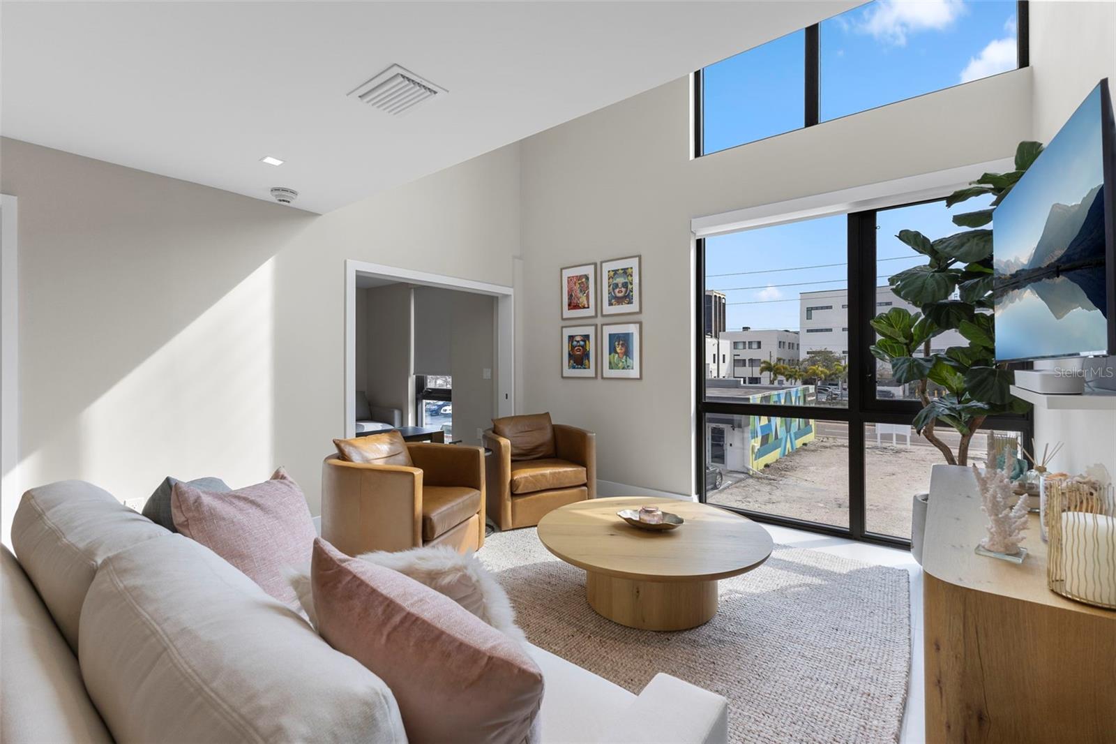 Image 3 of 36 For 1558 4th St  212