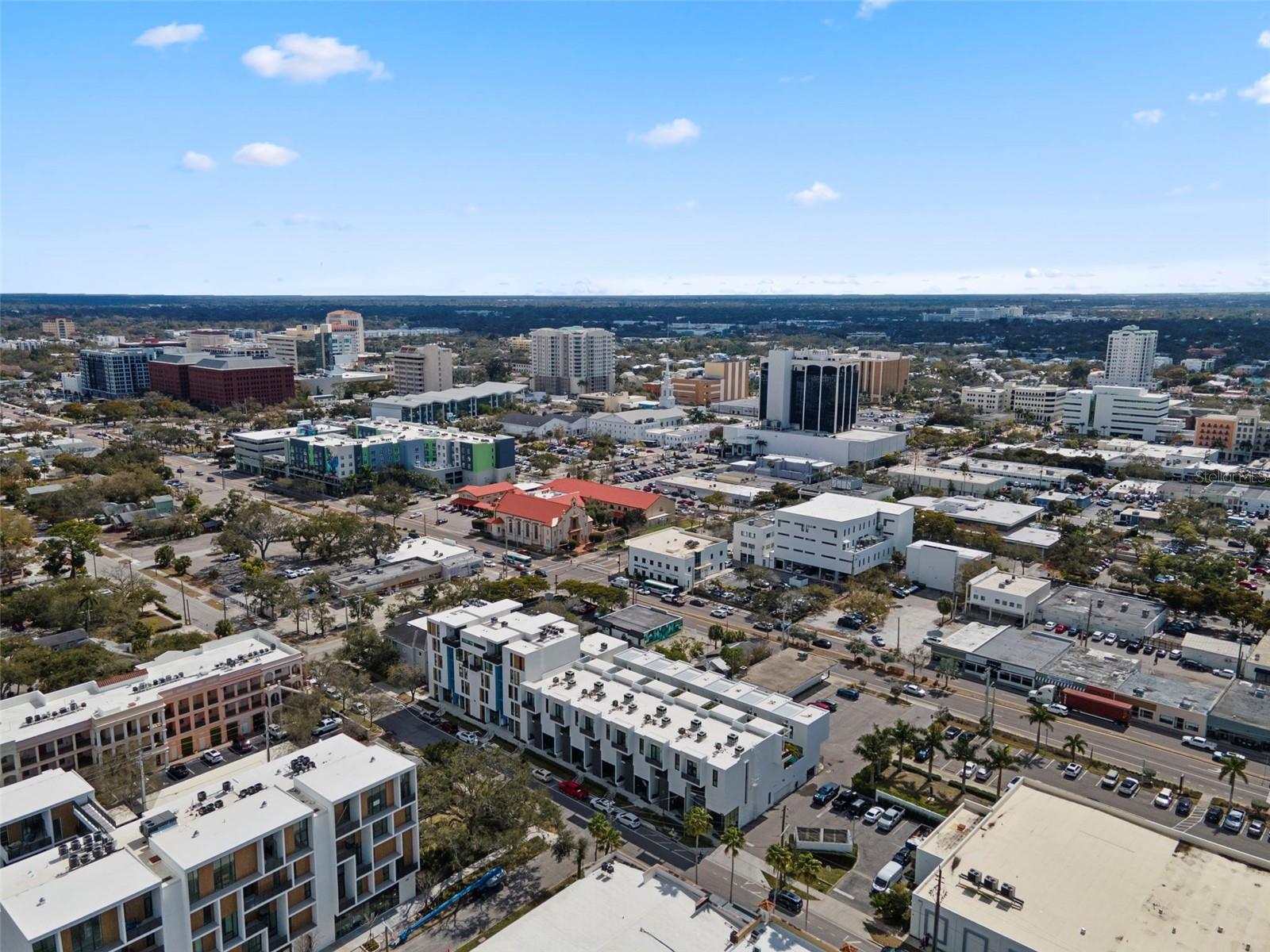 Image 31 of 36 For 1558 4th St  212