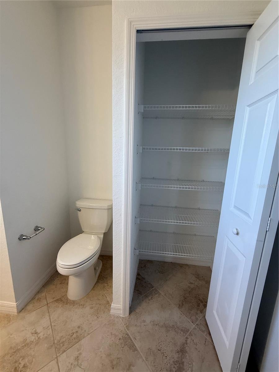 Image 11 of 31 For 20460 Lagente Circle