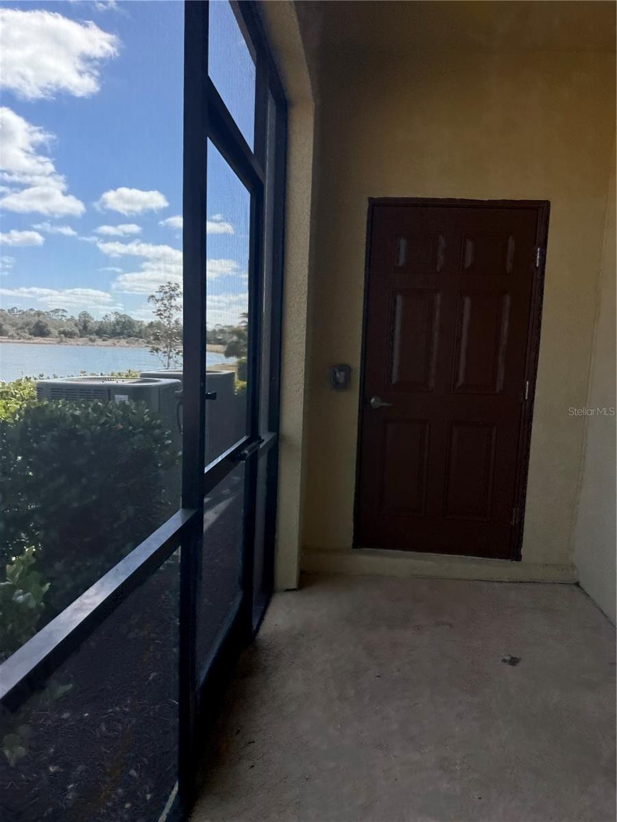 Image 5 of 31 For 20460 Lagente Circle