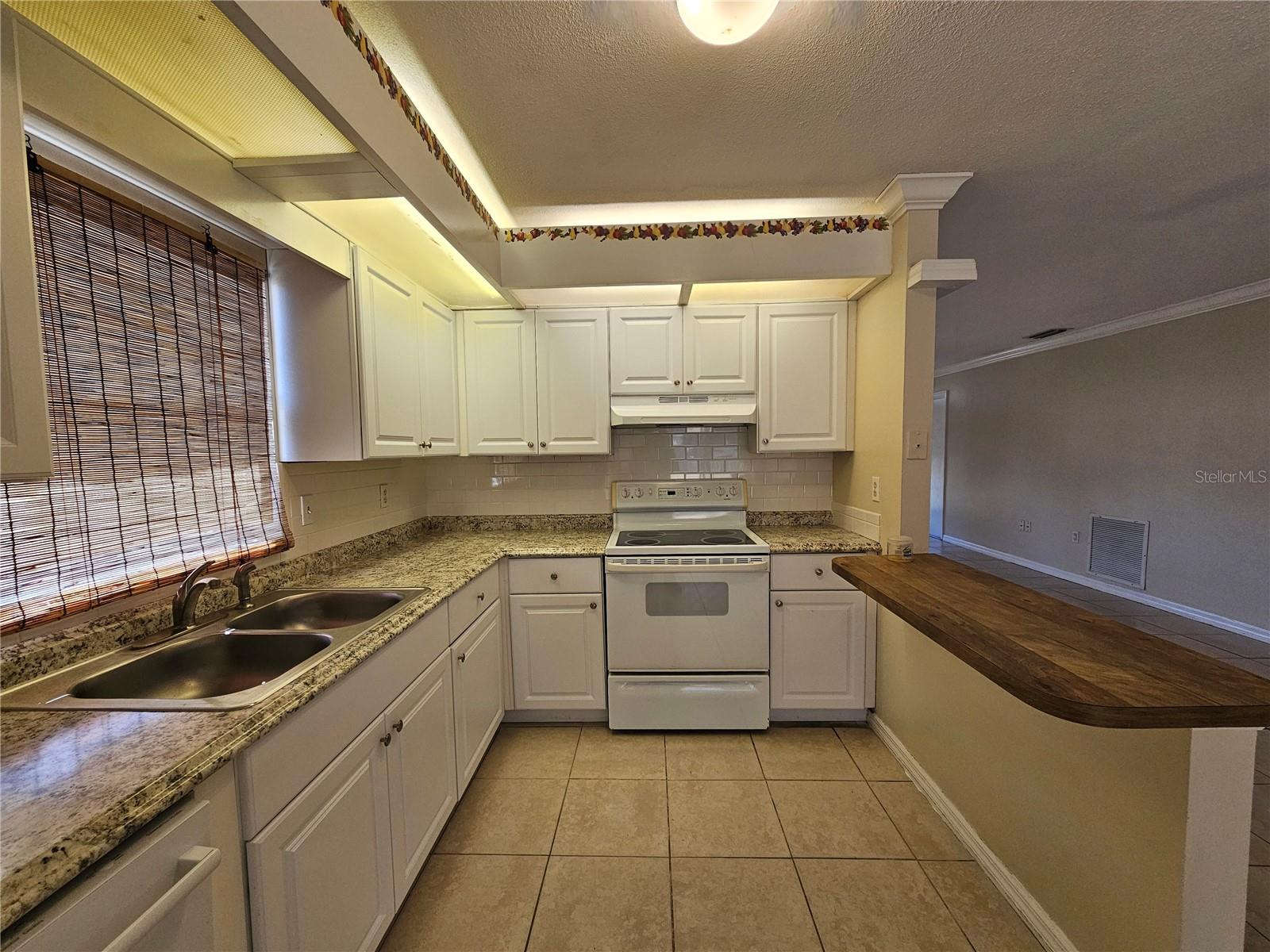 Image 16 of 64 For 1011 Bacon Avenue