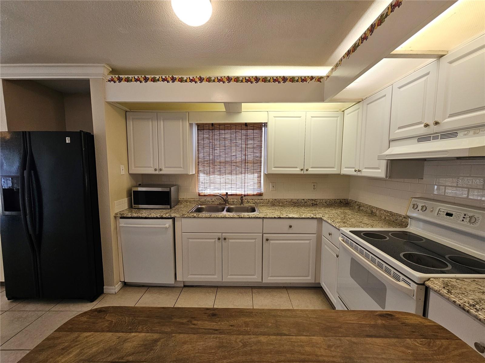 Image 18 of 64 For 1011 Bacon Avenue