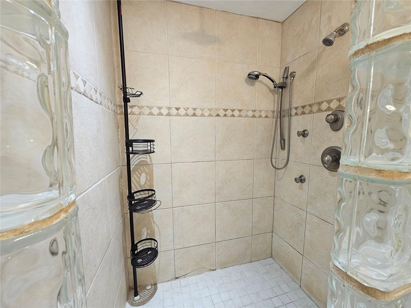 Image 33 of 64 For 1011 Bacon Avenue