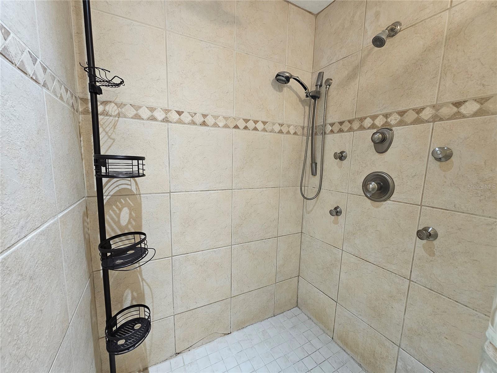 Image 34 of 64 For 1011 Bacon Avenue