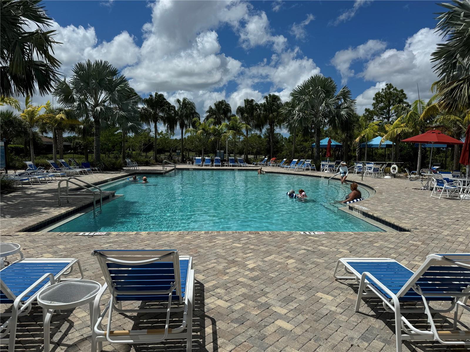 Image 27 of 43 For 261 Potenza Loop