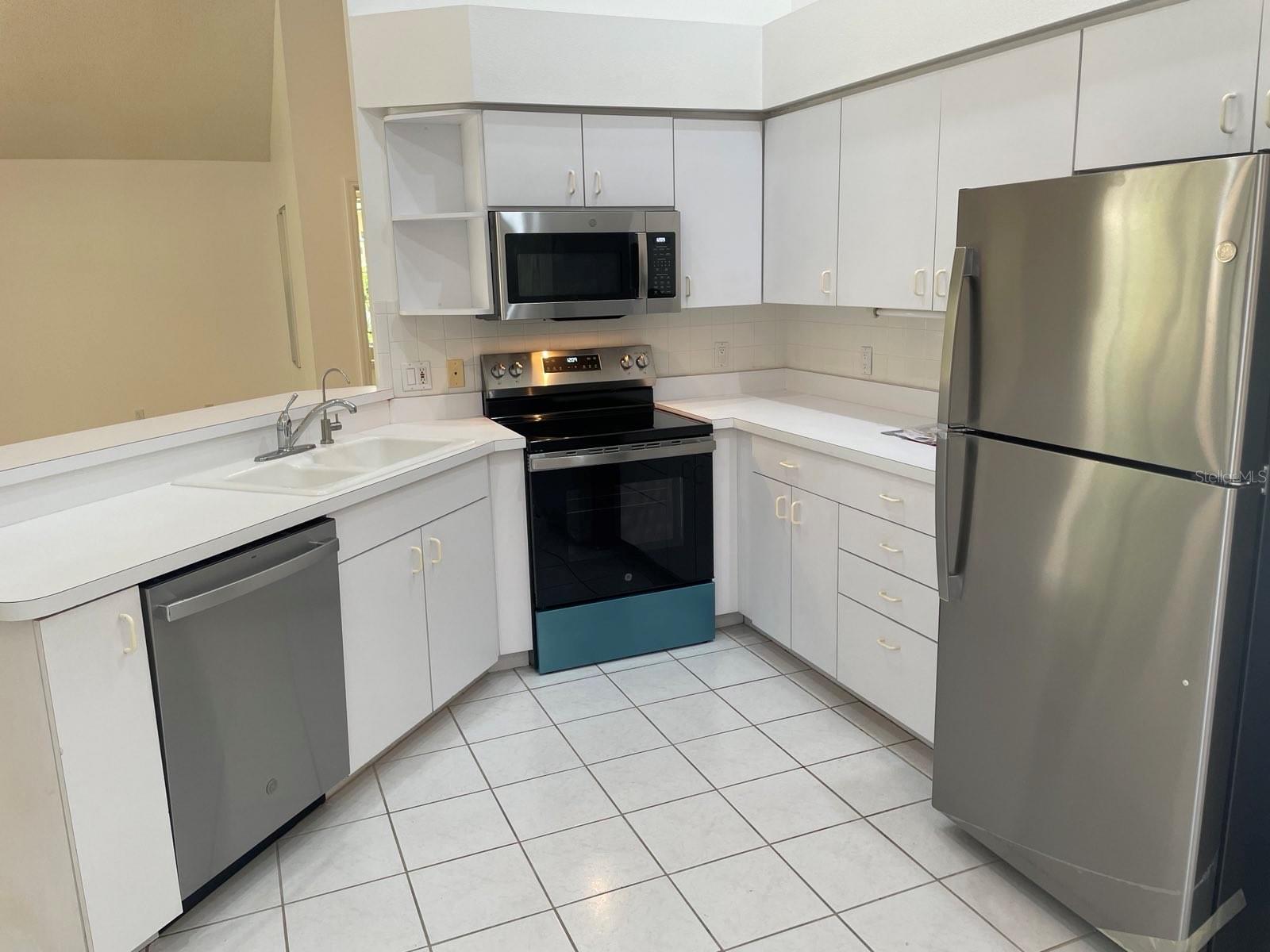 Image 3 of 17 For 4504 Deer Trail Boulevard