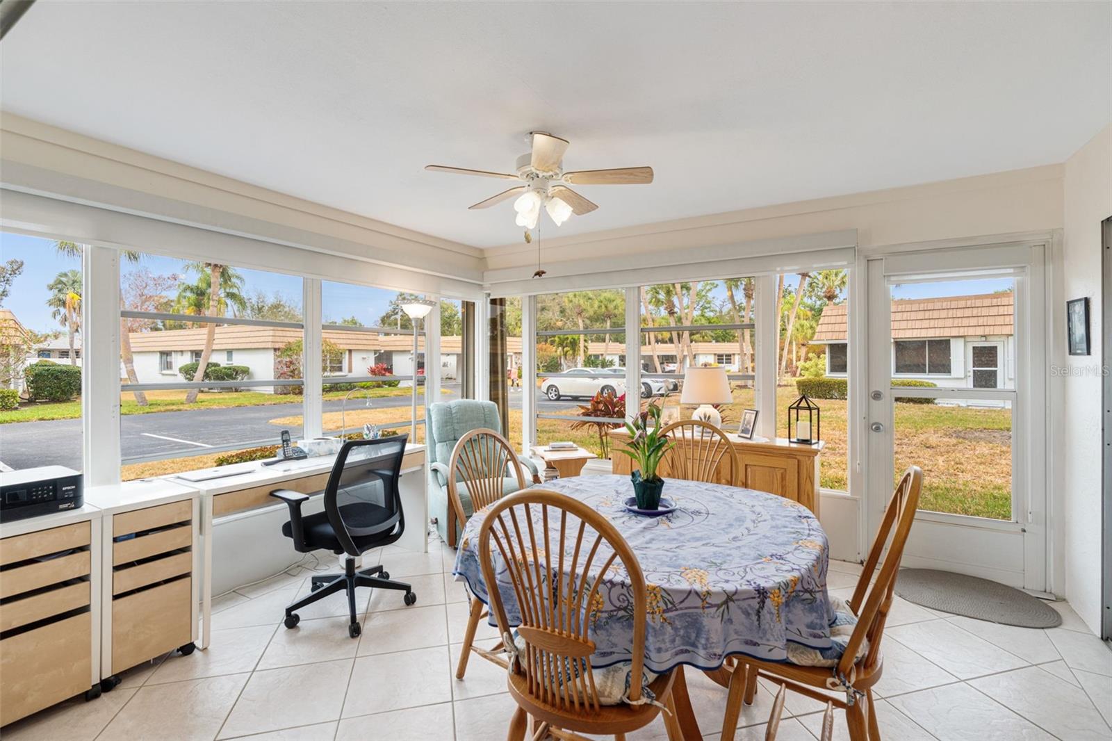 Image 18 of 31 For 2717 Riverbluff Place V49