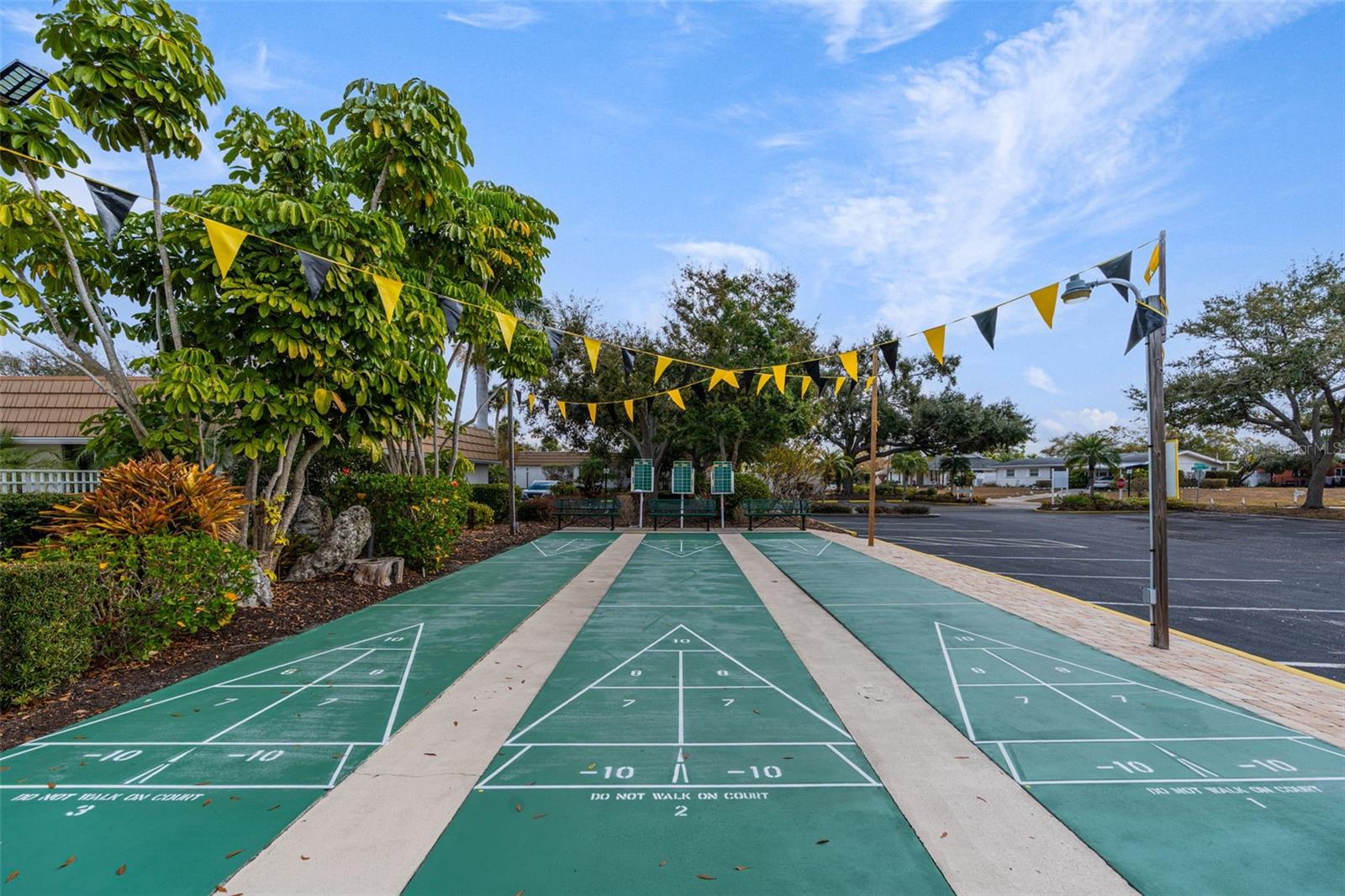 Image 28 of 31 For 2717 Riverbluff Place V49