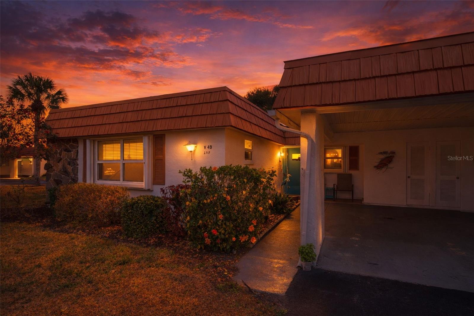 Image 29 of 31 For 2717 Riverbluff Place V49