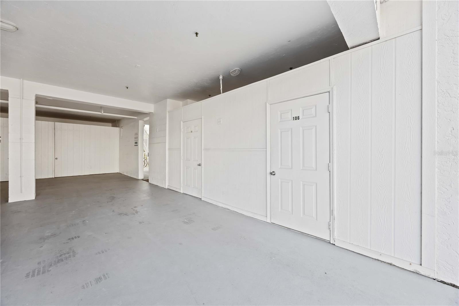 Image 31 of 51 For 3607 Bay Drive 206