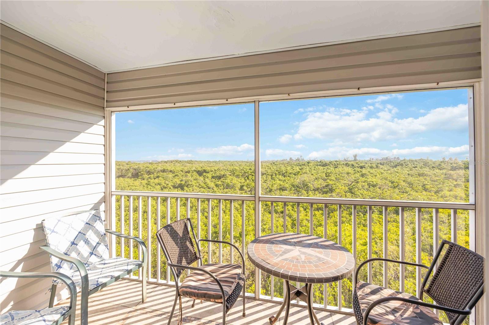 Image 34 of 51 For 3607 Bay Drive 206