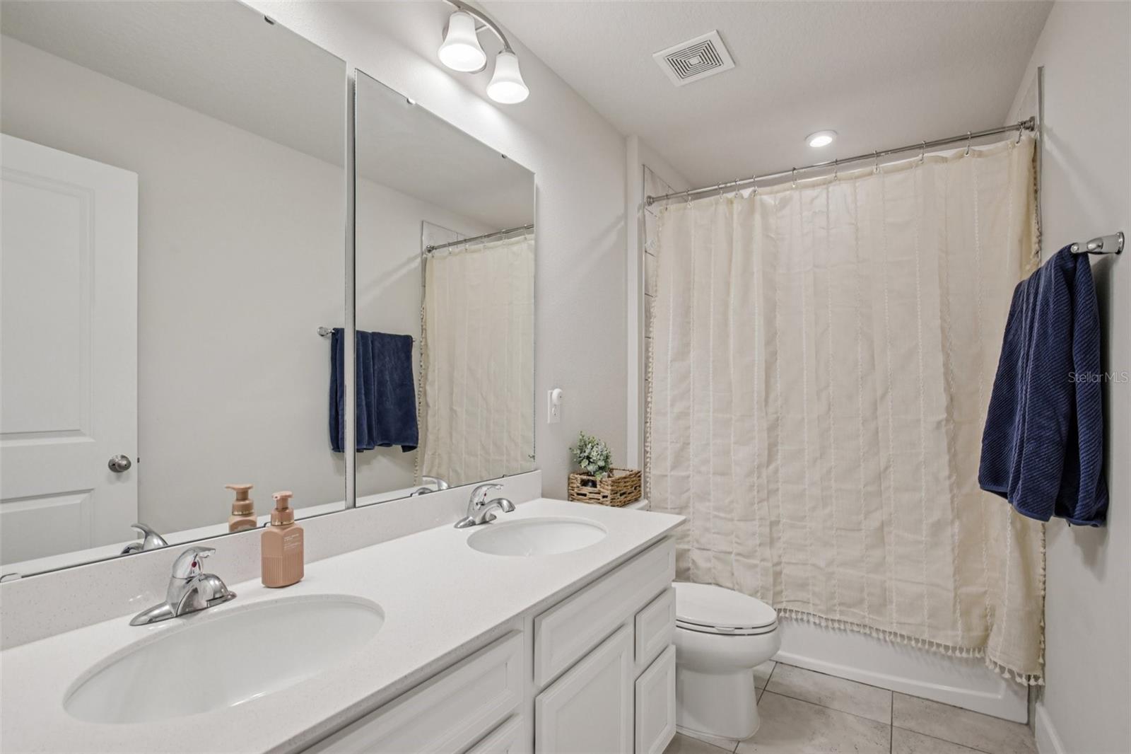 Image 21 of 35 For 8712 Starry Night Terrace