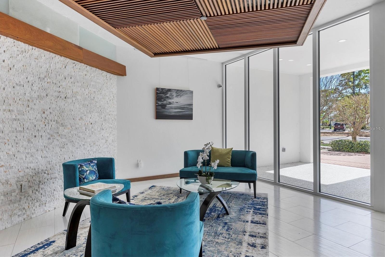 Image 4 of 17 For 101 Gulfstream Avenue Avenue 9c