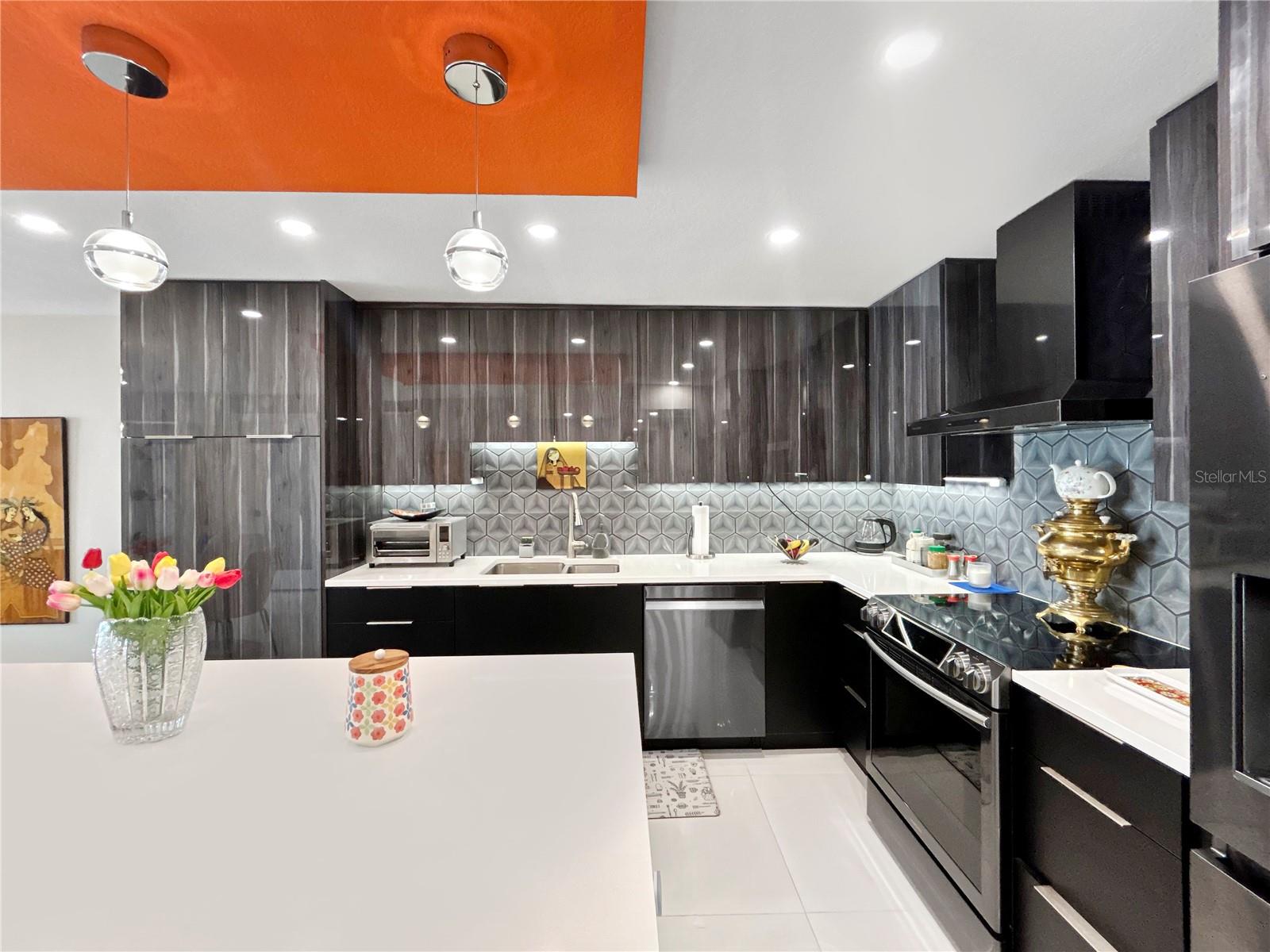 Image 5 of 17 For 101 Gulfstream Avenue Avenue 9c