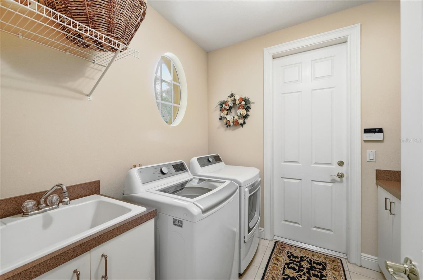 Image 34 of 71 For 1712 Grande Park Drive