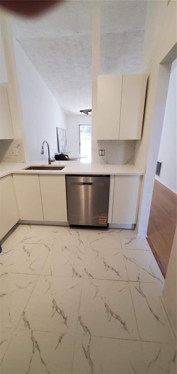 Image 9 of 21 For 3180 Phlox Drive