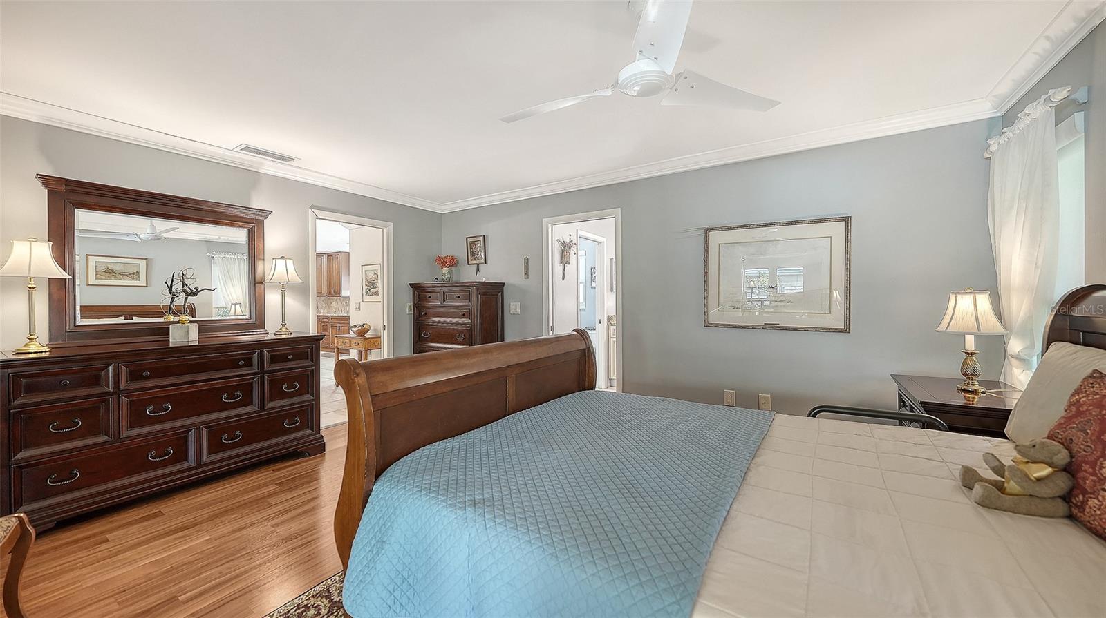 Image 34 of 63 For 4777 Ringwood Meadow