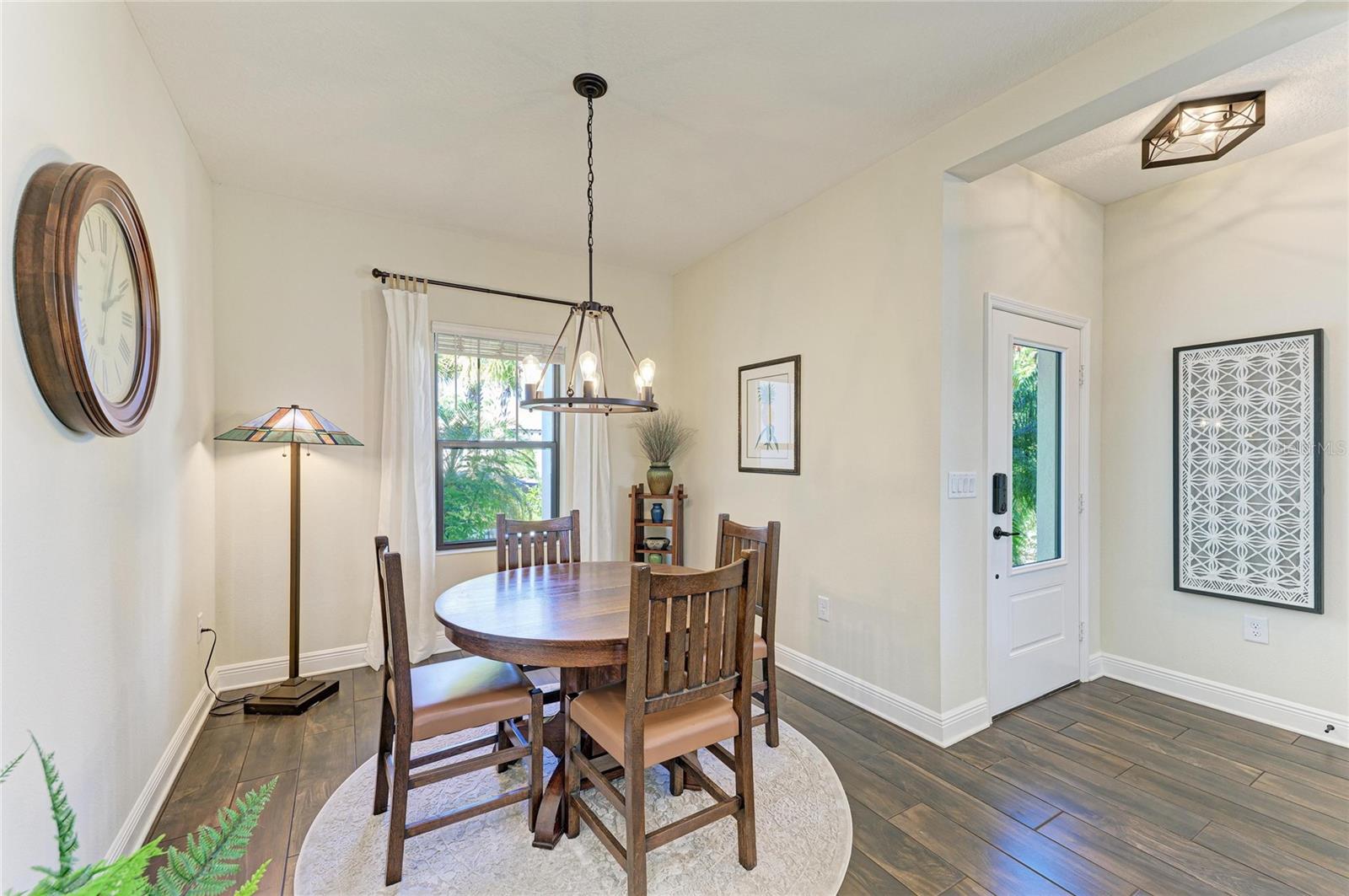 Image 13 of 64 For 329 Palmaria Court