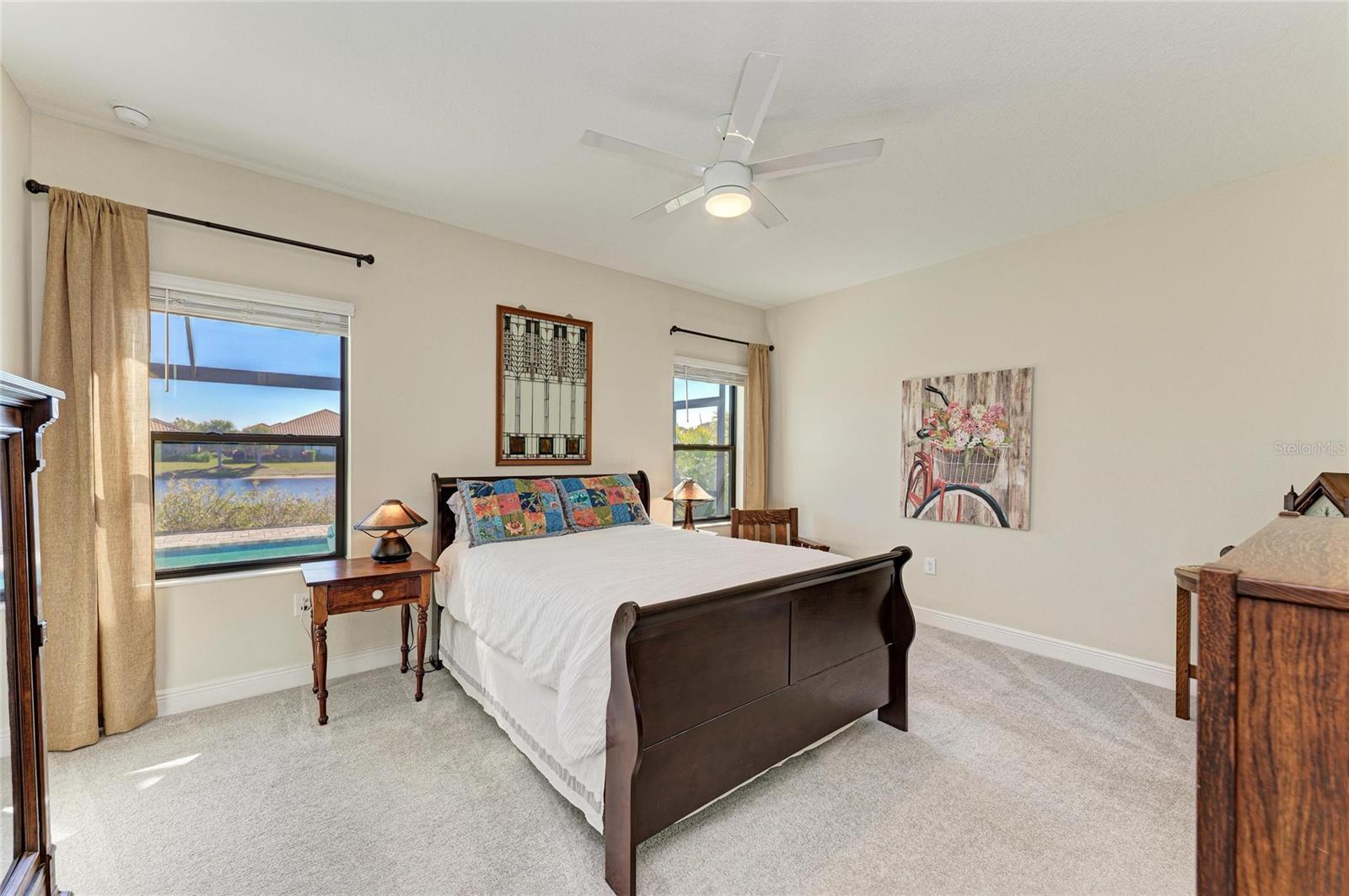 Image 14 of 64 For 329 Palmaria Court