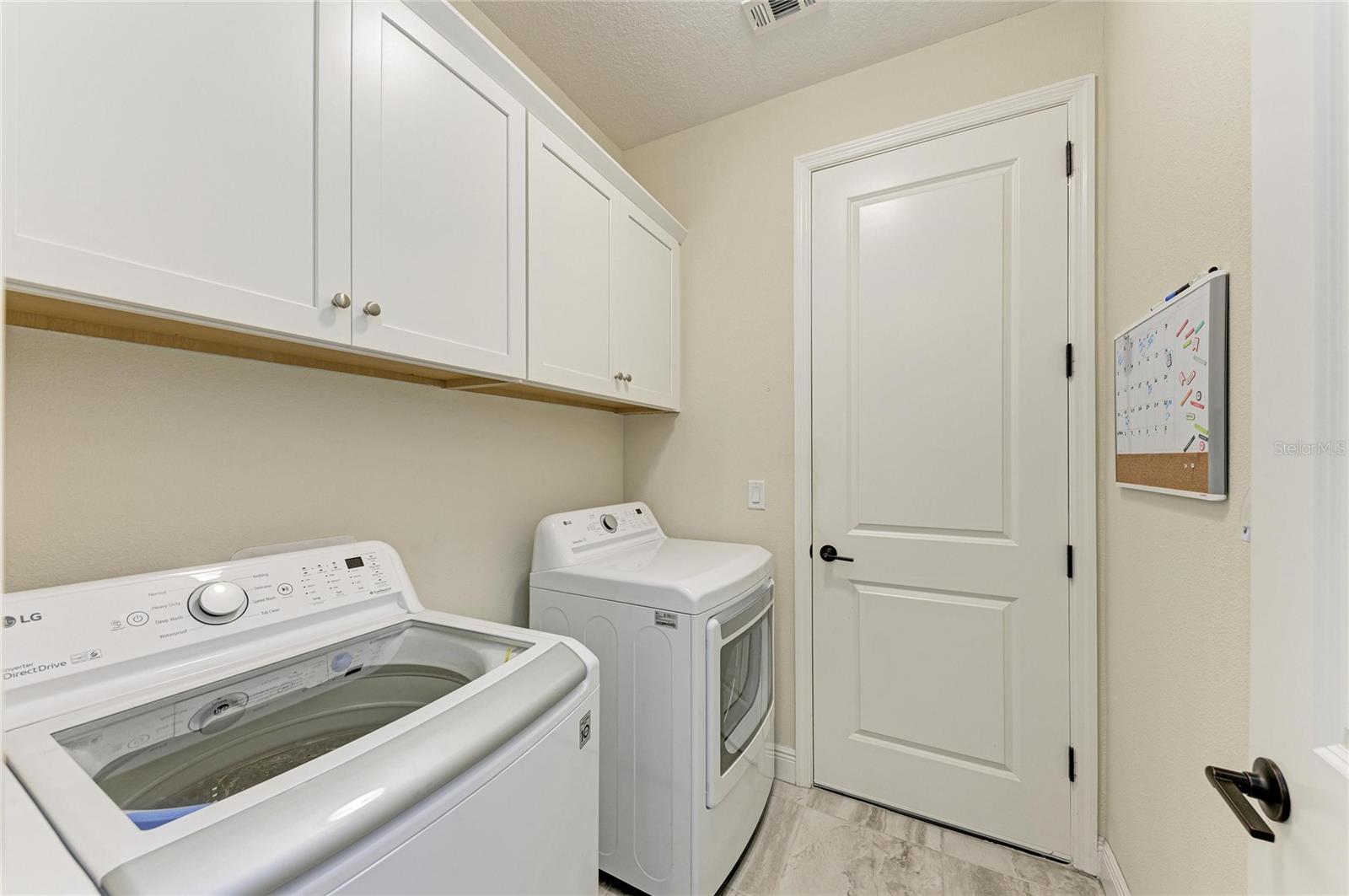 Image 25 of 64 For 329 Palmaria Court