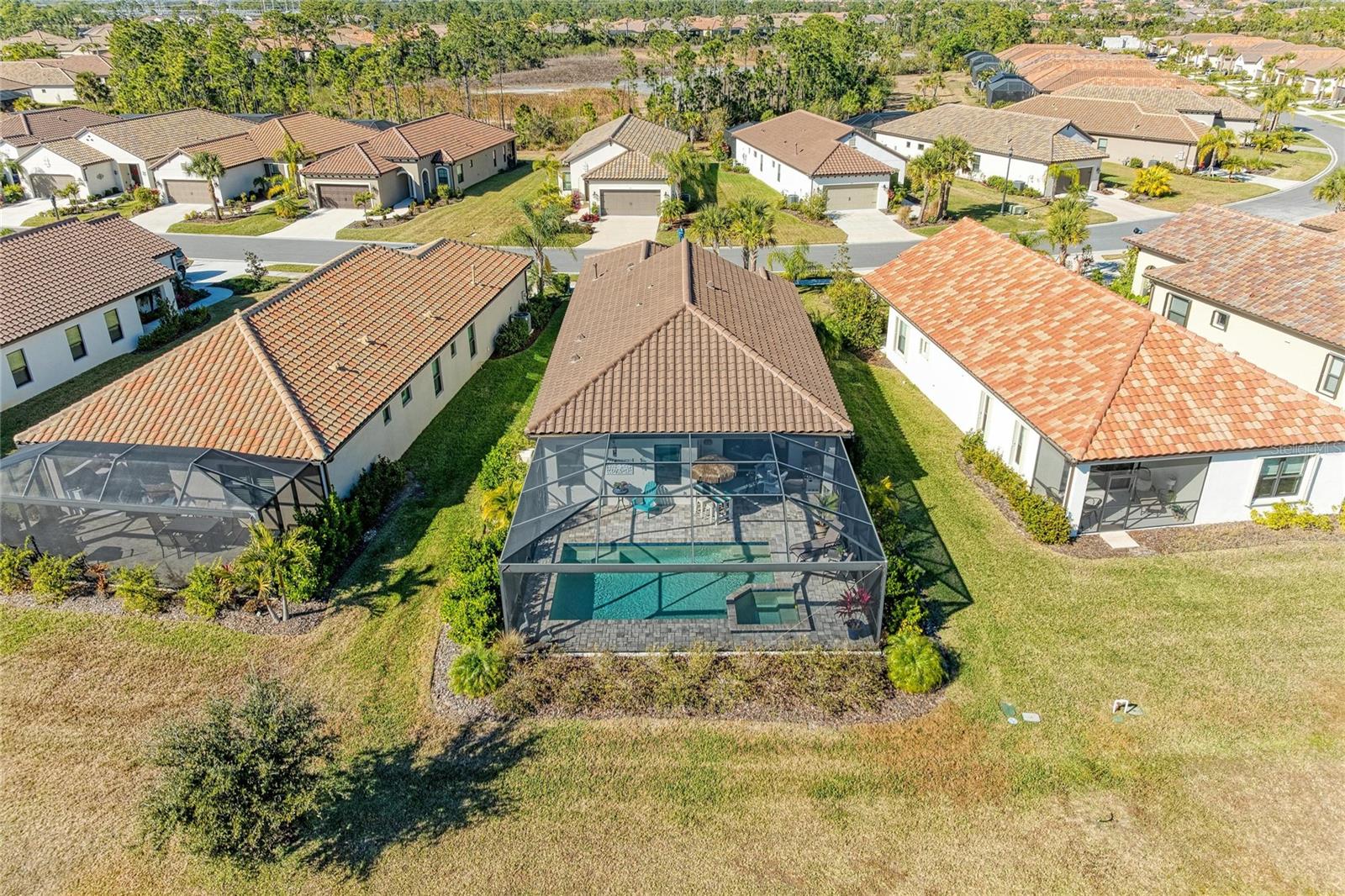 Image 39 of 64 For 329 Palmaria Court