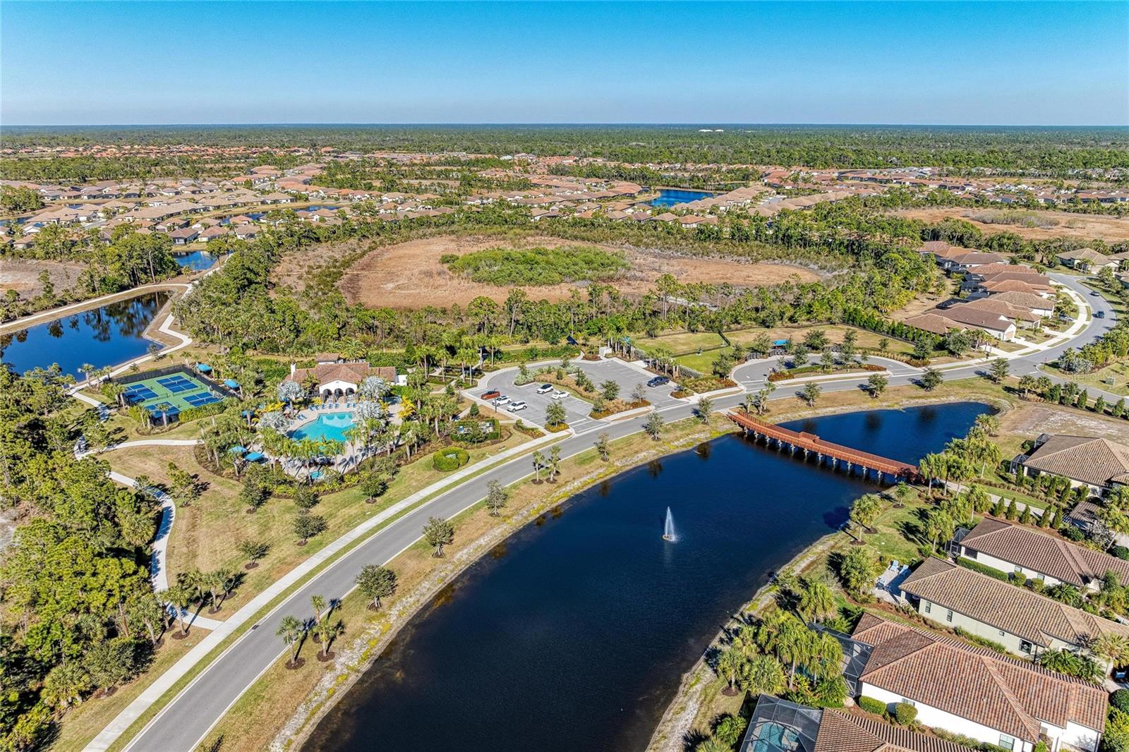 Image 40 of 64 For 329 Palmaria Court