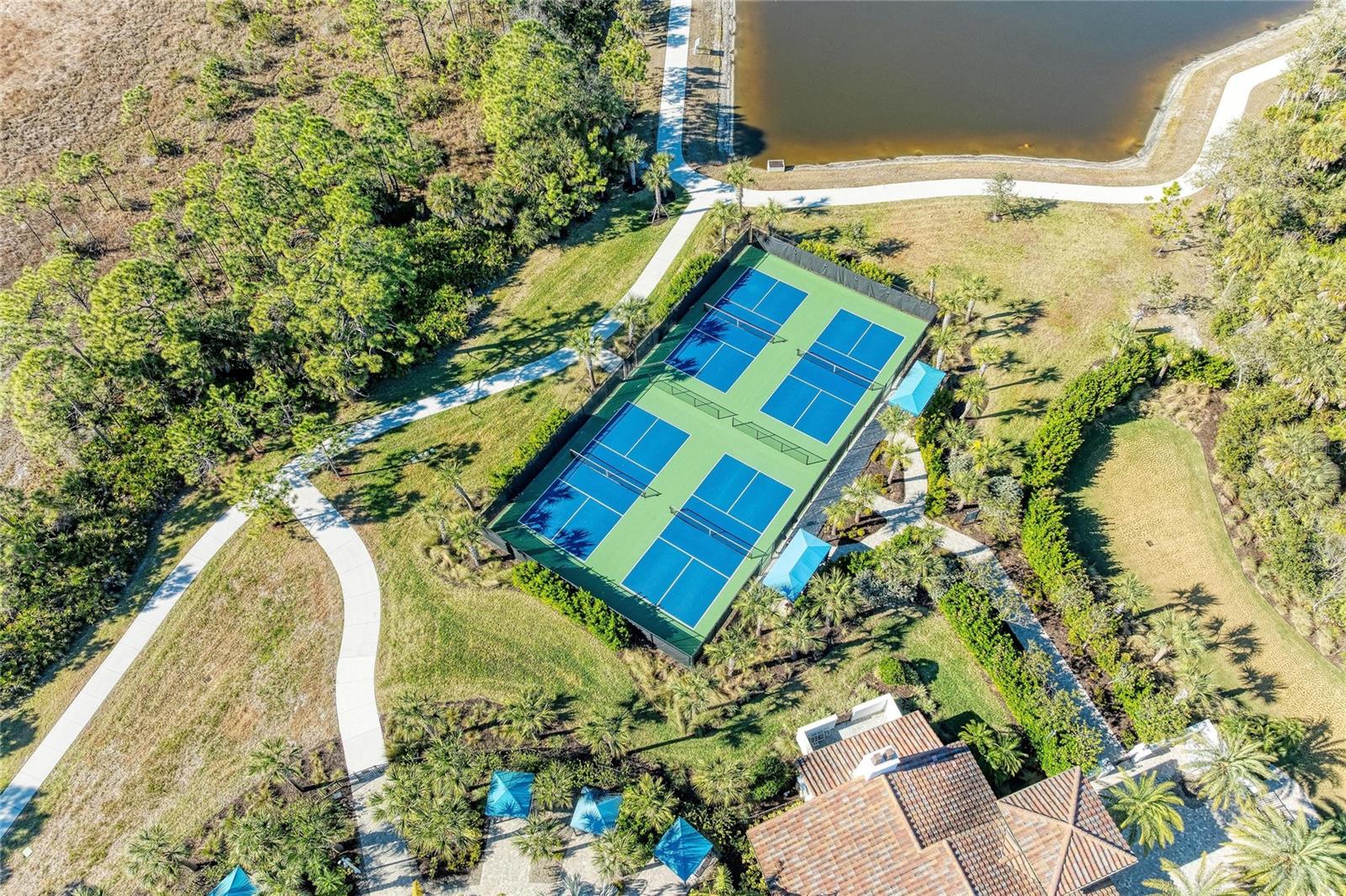 Image 43 of 64 For 329 Palmaria Court