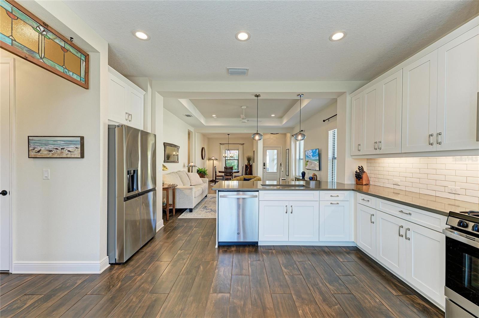 Image 9 of 64 For 329 Palmaria Court