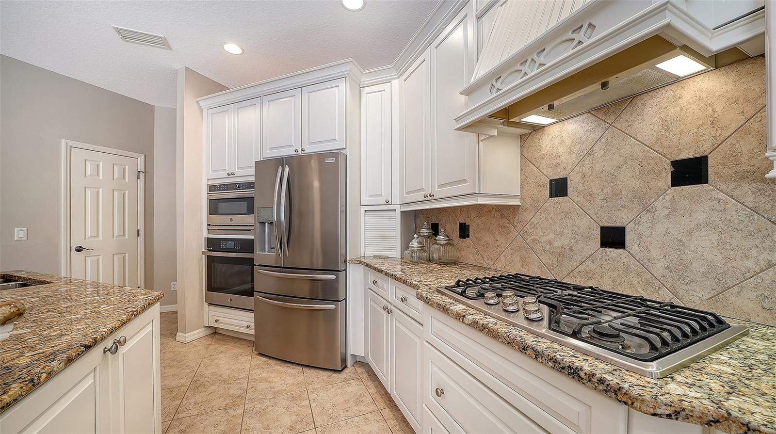 Image 16 of 70 For 664 Crane Prairie Way