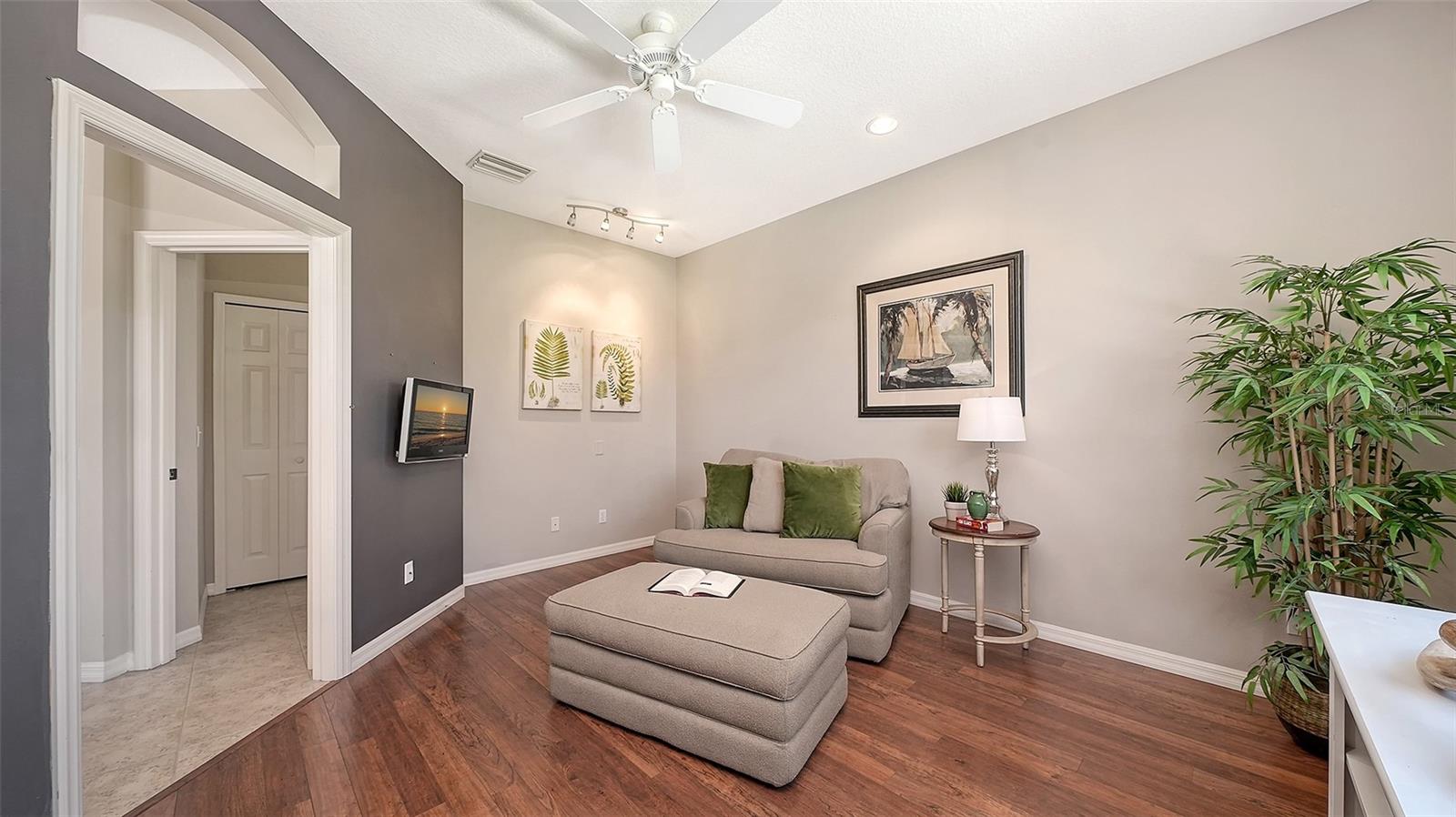 Image 23 of 70 For 664 Crane Prairie Way