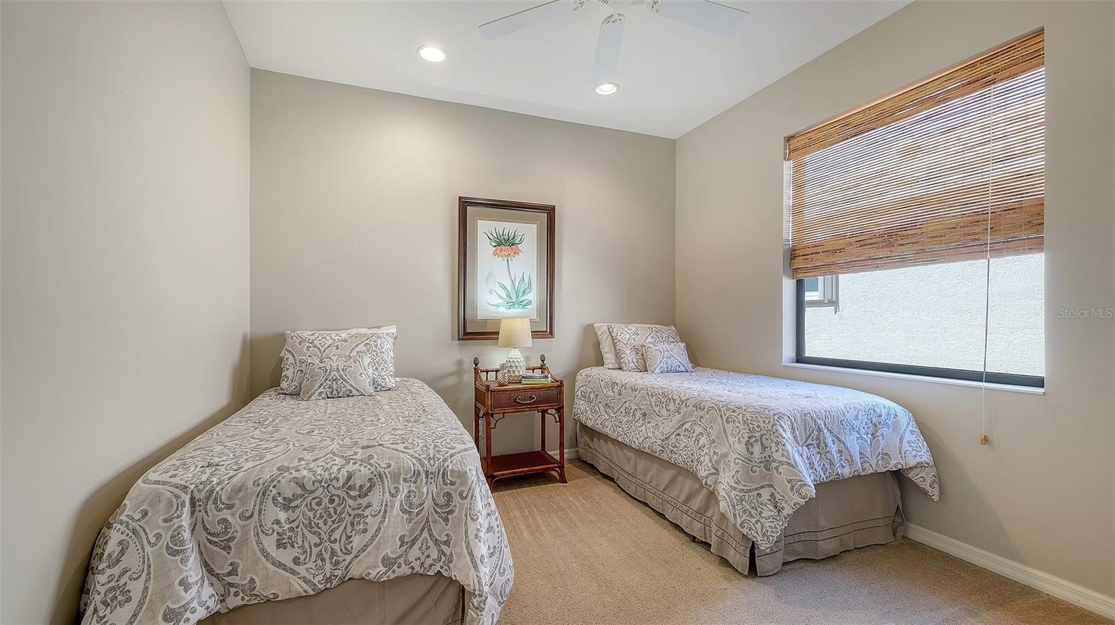 Image 36 of 70 For 664 Crane Prairie Way