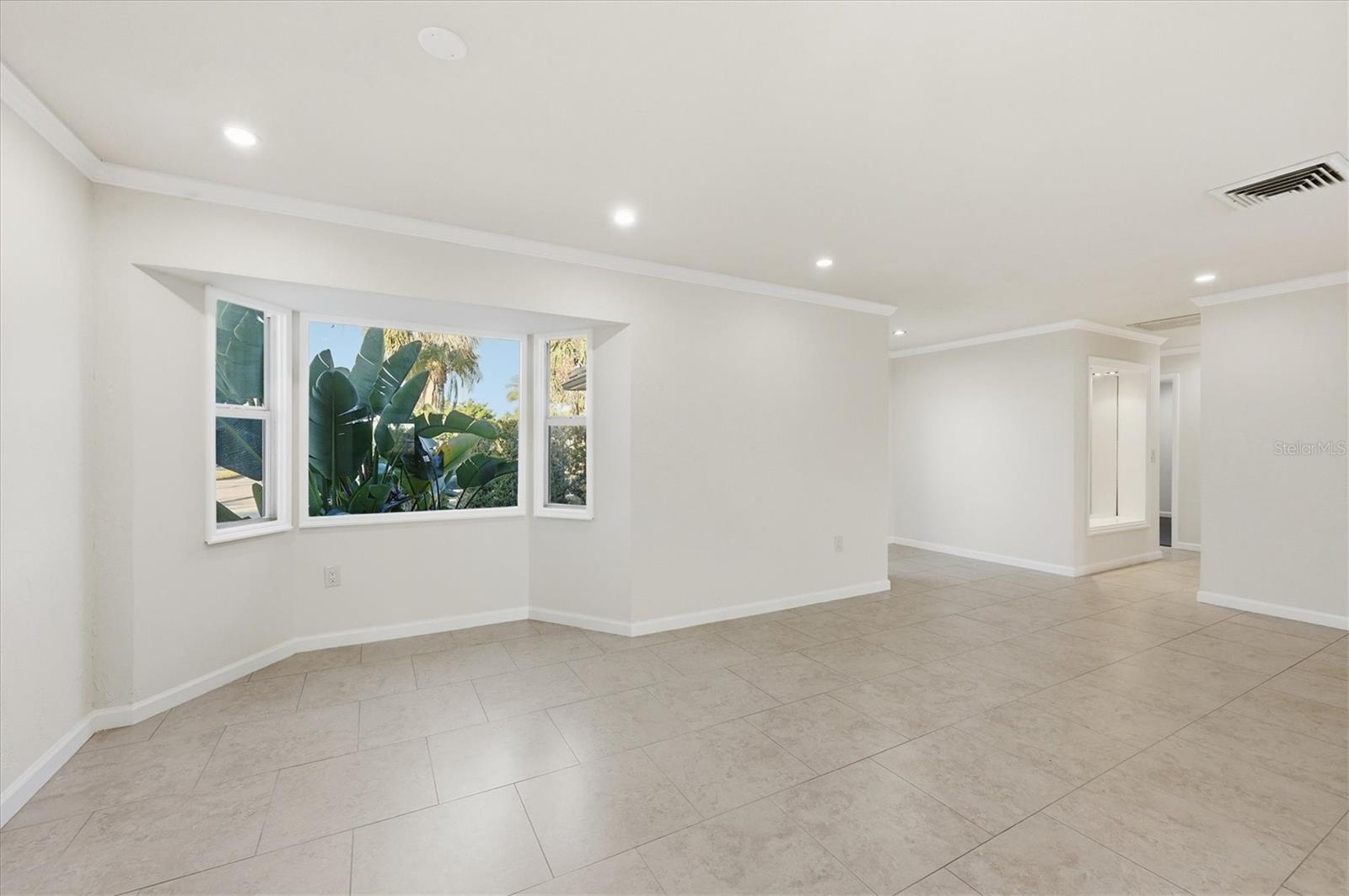 Image 13 of 58 For 7339 Bounty Drive