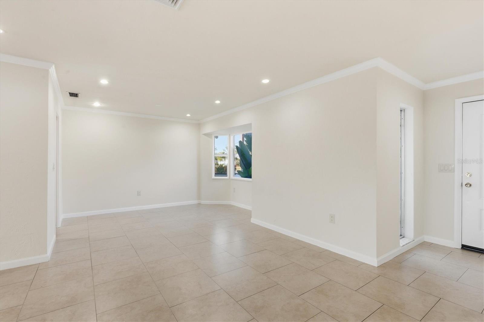 Image 14 of 58 For 7339 Bounty Drive