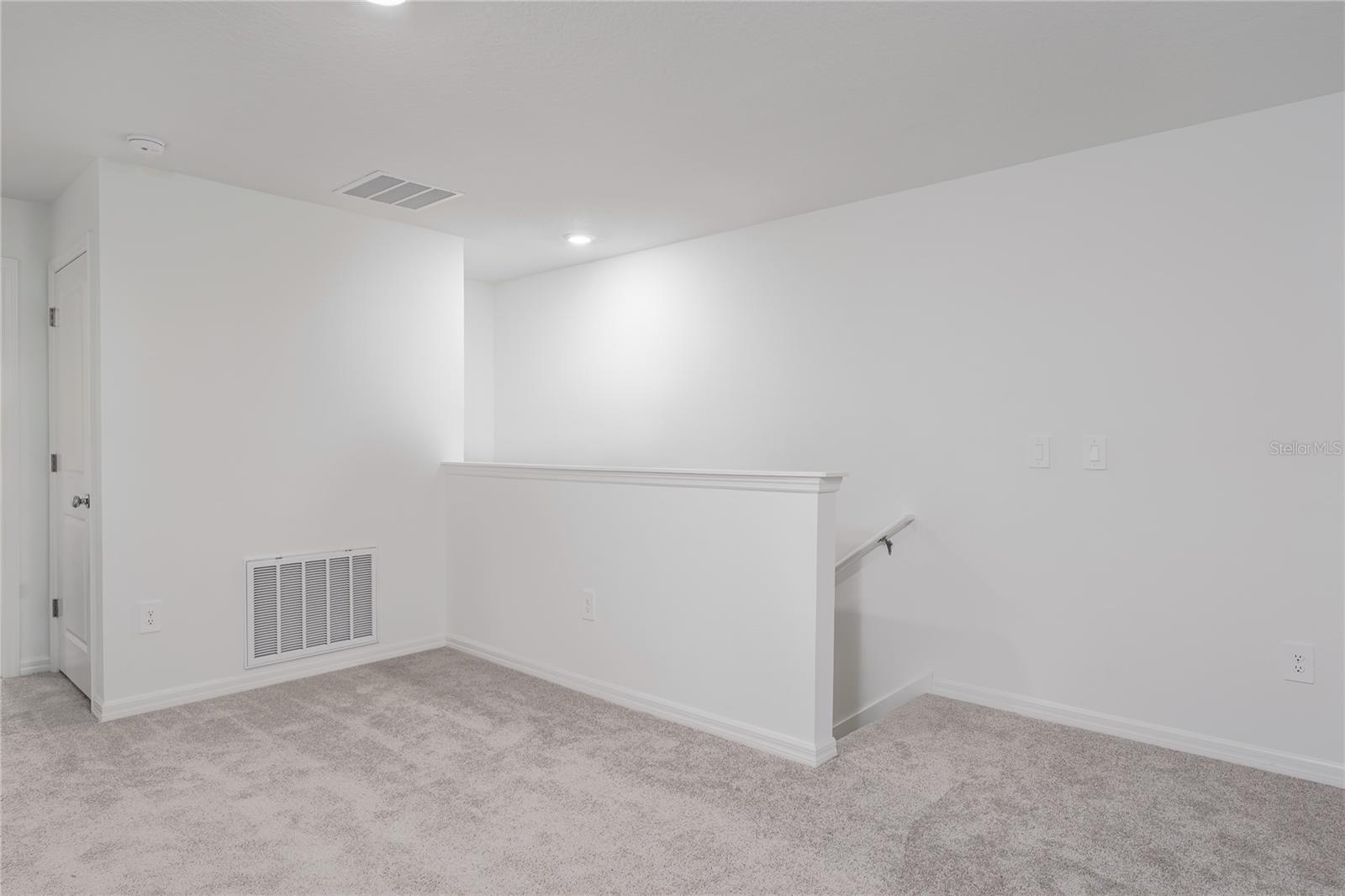 Image 12 of 40 For 10964 65th Terrace E